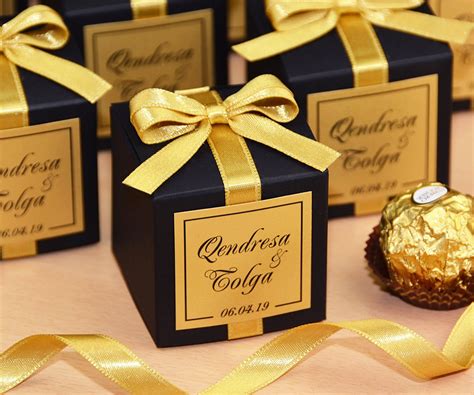 Gold Personalised Favour Boxes 